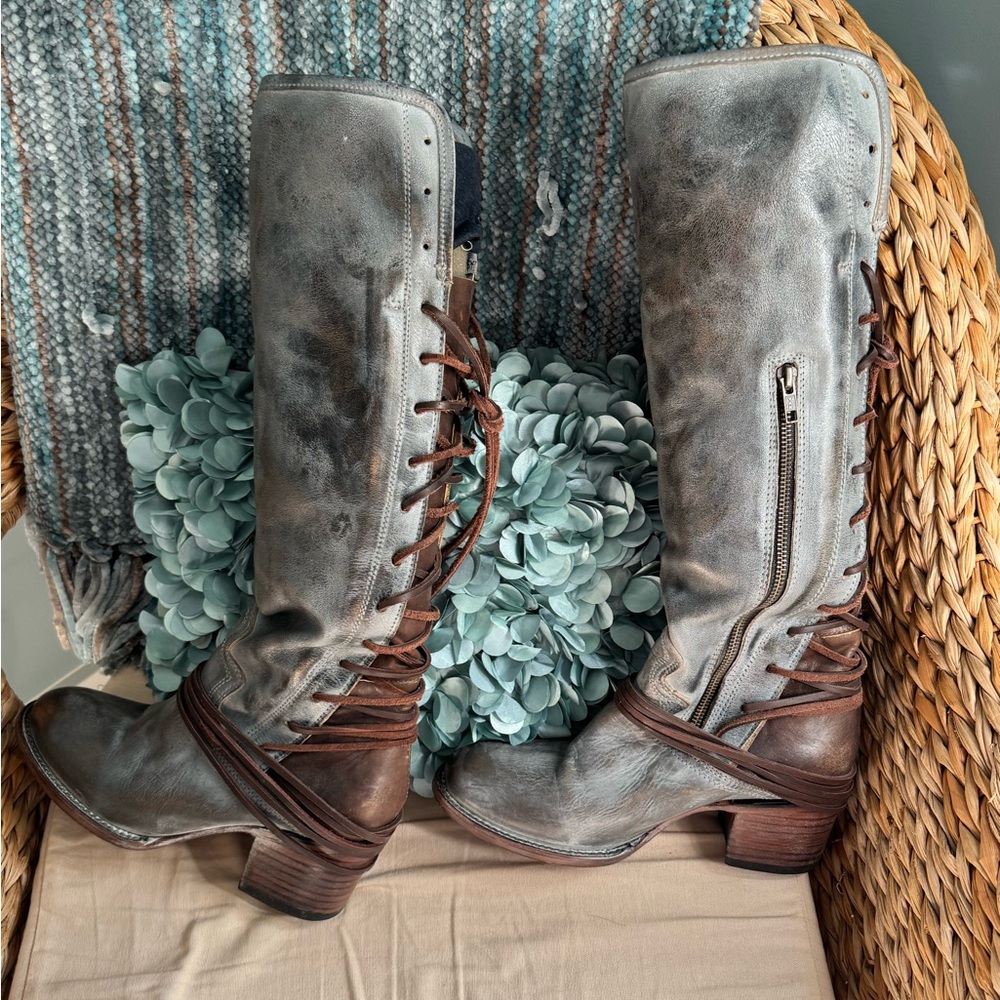 EUC Stylish Gray Leather Boots with Brown Accents by Freebird